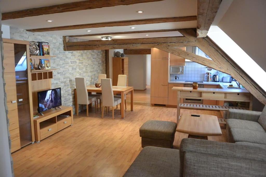 Apartment S10 In Bester Lage Stilvoll Im Zentrum Von Bayreuth Mit Klimaanlage Und Parkplatz Exteriör bild